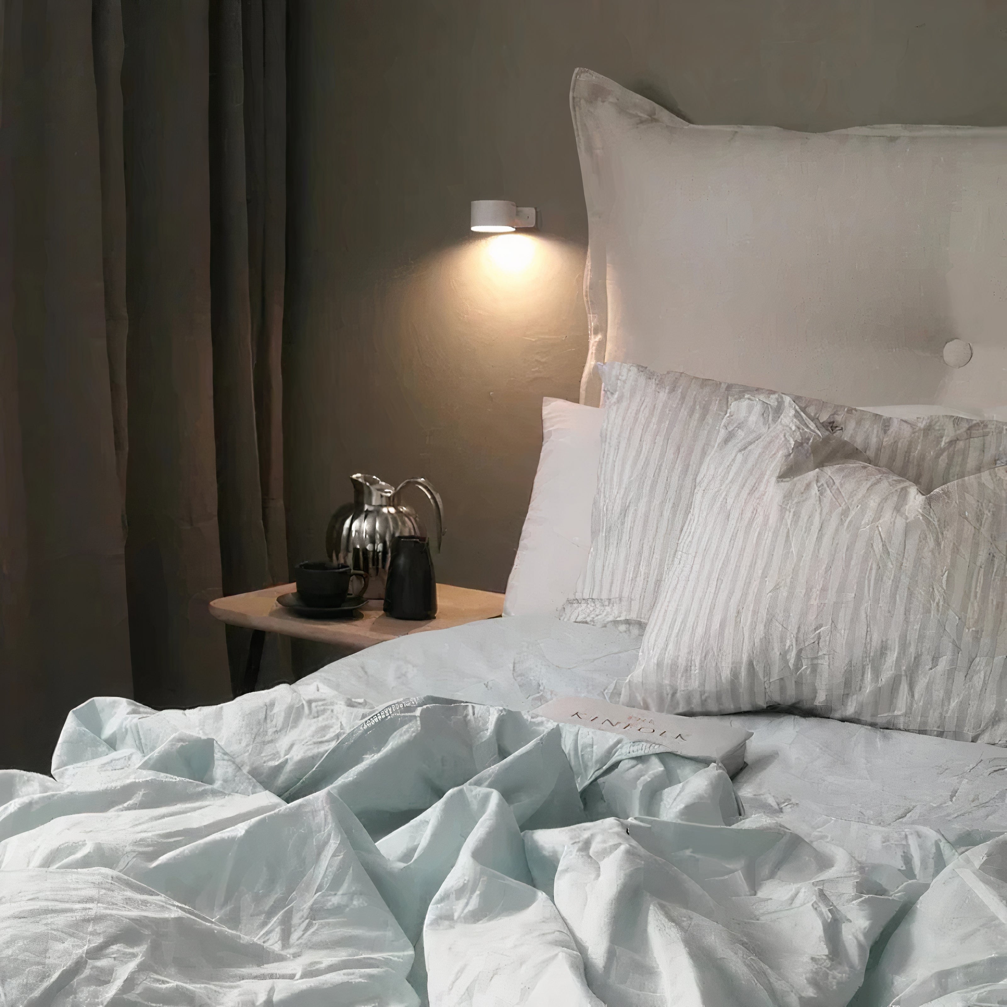 Infinite LED Wall Lamp | Wireless & 360° Rotatable